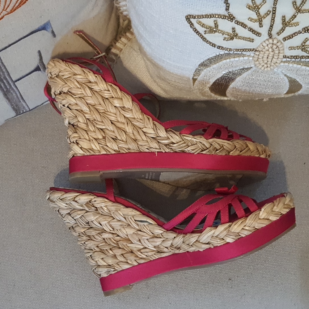 GUESS SHOES - Picture 3 of 8